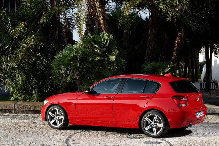  BMW 1-Series 2012 года  (фото 98 из 161)